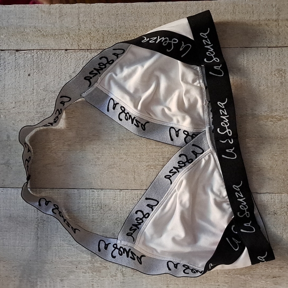La SENZA White Triangle Bralette - Picture 3 of 4